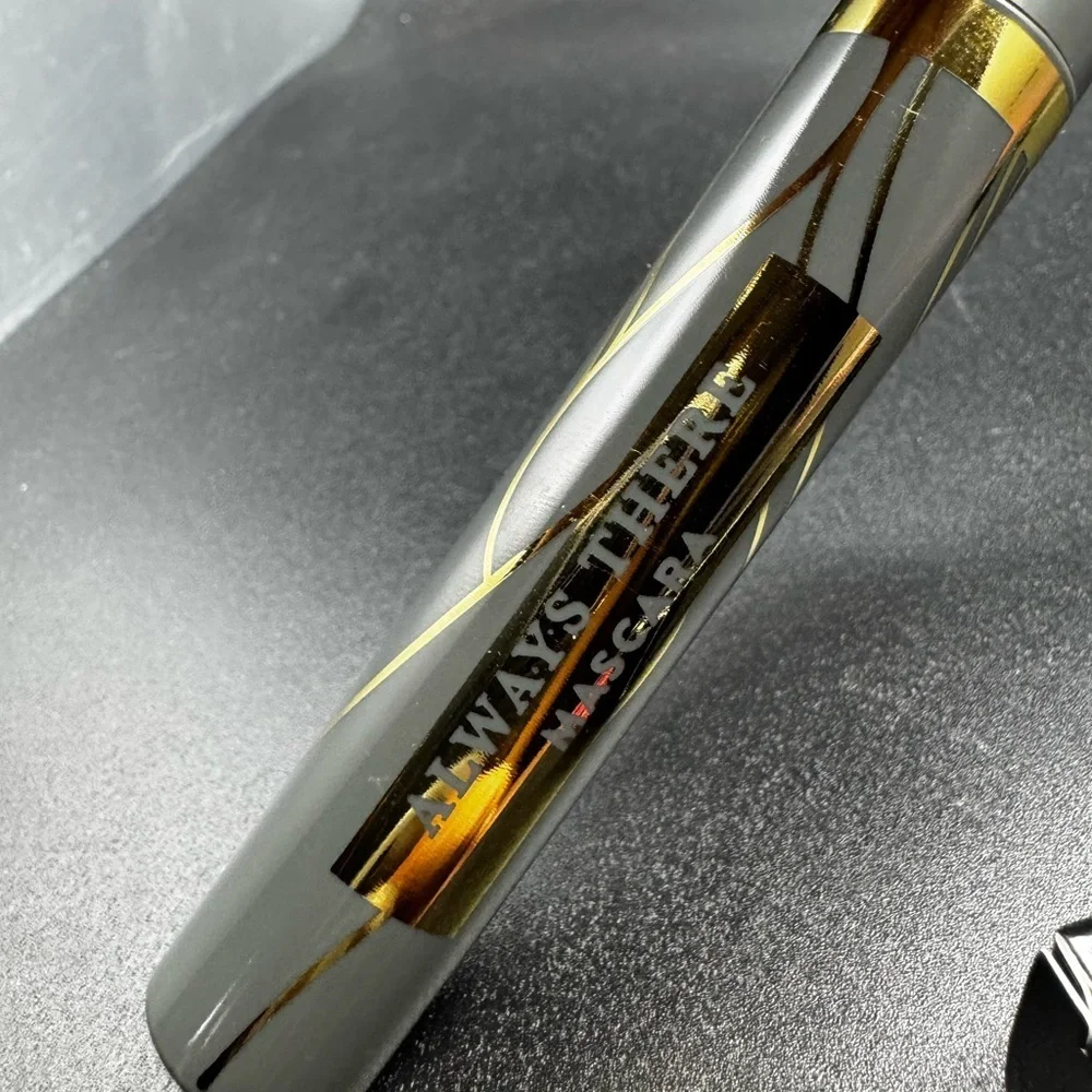NWT Laura Geller Black Lengthening Mascara